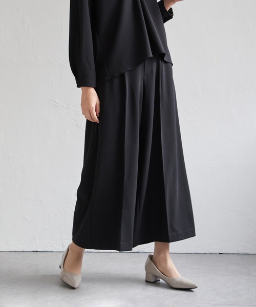 ikka（イッカ）の「【フォーマル対応／2点セット】GOKU楽 長袖フレアセット【洗濯機で洗える】（パンツドレス・レディース・ブラック/ネイビー・M/L/S/XL）」の12枚目の写真