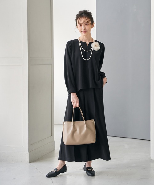 ikka（イッカ）の「【フォーマル対応／2点セット】GOKU楽 長袖フレアセット【洗濯機で洗える】（パンツドレス・レディース・ブラック/ネイビー・M/L/S/XL）」の15枚目の写真