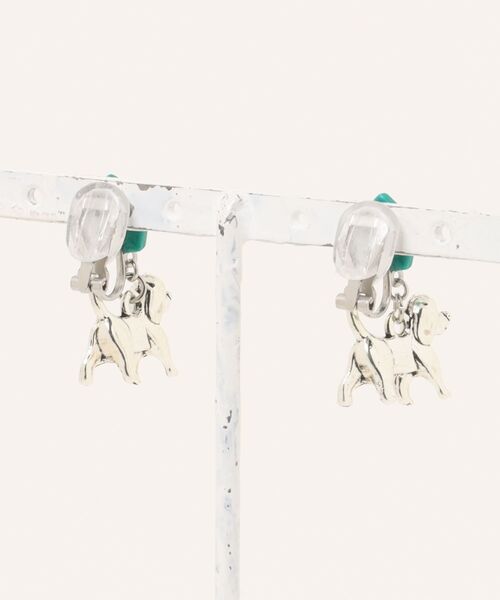 tone(トーン)の「【atelier*mio】ポリマークレイ × 犬 earring(イヤリング・レディース・ブラック/グリーン・FREE)」の3枚目の写真