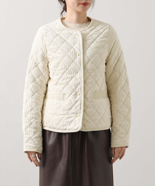 Gready Brilliant（グレディブリリアン）の「ベロアキルトクルージャケット（その他アウター・レディース・オフホワイト・FREE）」の17枚目の写真