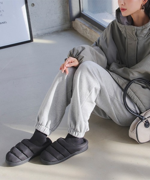 KOBE LETTUCE(コウベレタス)の「モックシューズ ウィンターサンダル(サンダル・レディース・カーキ/ブラック/ベージュ・L/M)」の5枚目の写真