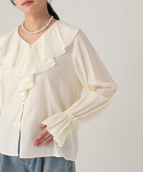Elura（エルーラ）の「フリルVネックブラウス/634720（シャツ/ブラウス・レディース・オフホワイト/ライトブルー・FREE）」の16枚目の写真