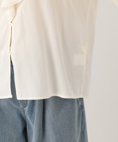 Elura（エルーラ）の「フリルVネックブラウス/634720（シャツ/ブラウス・レディース・オフホワイト/ライトブルー・FREE）」の17枚目の写真