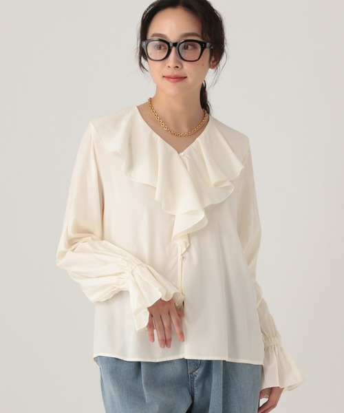 Elura（エルーラ）の「フリルVネックブラウス/634720（シャツ/ブラウス・レディース・オフホワイト/ライトブルー・FREE）」の3枚目の写真