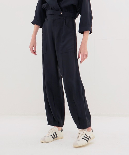 DRESSLAVE（ドレスレイブ）の「freezer balloon cropped pants(フリーザーバルーンクロップドパンツ)（その他パンツ・レディース・ピンク/ネイビー・38）」の2枚目の写真