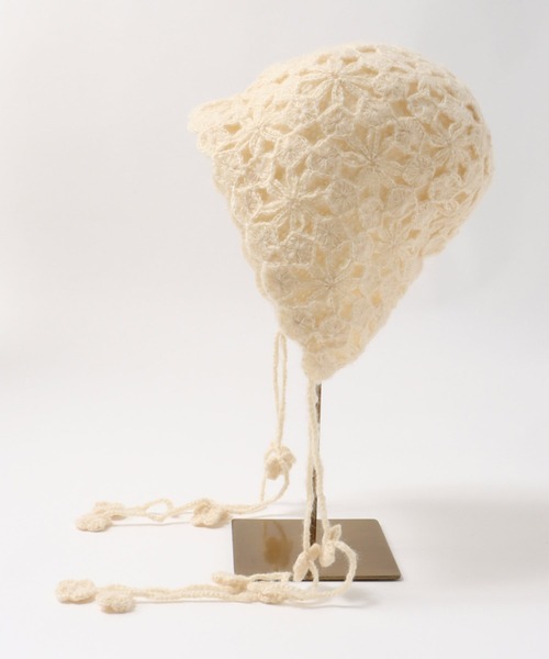 Three Four Time（ｽﾘｰﾌｫｰﾀｲﾑ）の「レース編みキャップ（ニットキャップ/ビーニー・レディース・ブラック/アイボリー・FREE）」の5枚目の写真