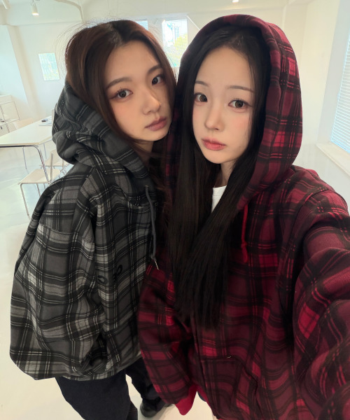 chancechance(チャンスチャンス)の「CEC CHECK ZIP-UP HOODIE(RED)(パーカー・メンズ・その他・OS)」の3枚目の写真