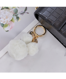 MAIA（マイア）の「Fur Keyring B (with flower pouch)（キーケース/キーアクセサリー）」