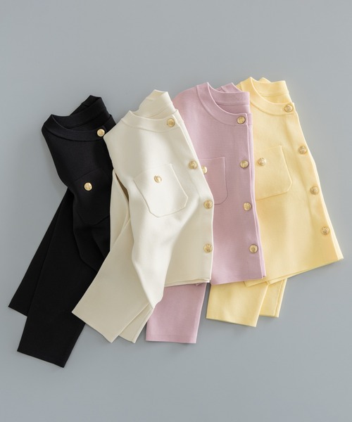 NATURAL BEAUTY BASIC（ナチュラルビューティーベーシック）の「◇エンブレムボタンニットジャケット（カーディガン/ボレロ・レディース・イエロー/ブラック/ピンク/オフホワイト・FREE）」の2枚目の写真