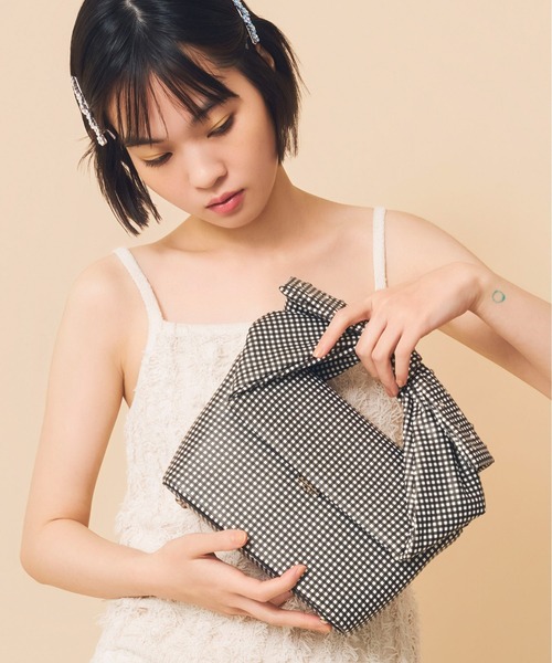 Casselini(キャセリーニ)の「Casselini(キャセリーニ)ラインストーン×BOWバッグ(ハンドバッグ・レディース・ピンク/ブラック・FREE)」の4枚目の写真
