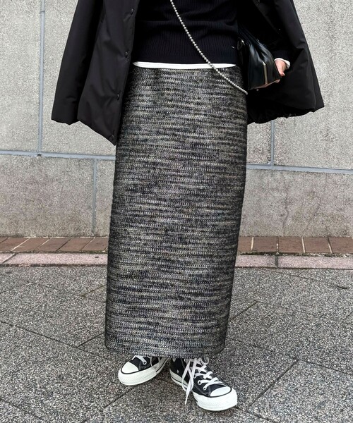 fredy emue（フレディエミュ）の「ラメツィードスカート（スカート・レディース・グレー/ブラック・36/38）」の4枚目の写真