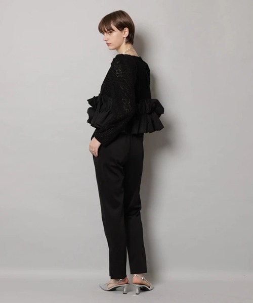 CADUNE(カデュネ)の「スリットスティックパンツ(その他パンツ・レディース・ブラック/グレイッシュベージュ・38/36/34)」の4枚目の写真