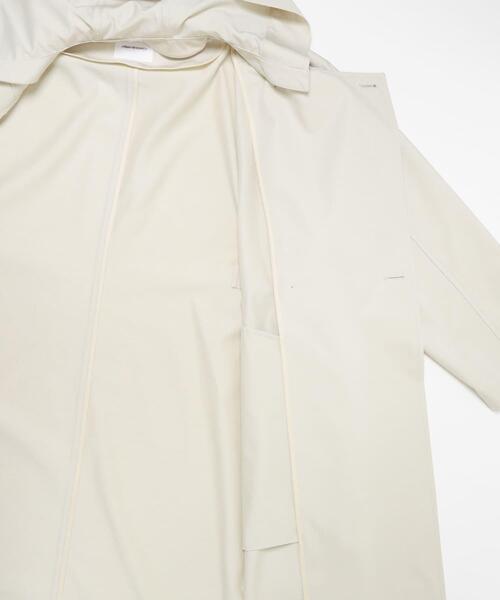 URBAN RESEARCH（アーバンリサーチ）の「フーディー2WAYトレンチコート（トレンチコート・レディース・ベージュ/ライトベージュ・38/36）」の6枚目の写真