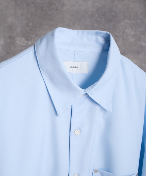 ADRER（アドラー）の「Cropped Regular Collar Silhouette Shirt