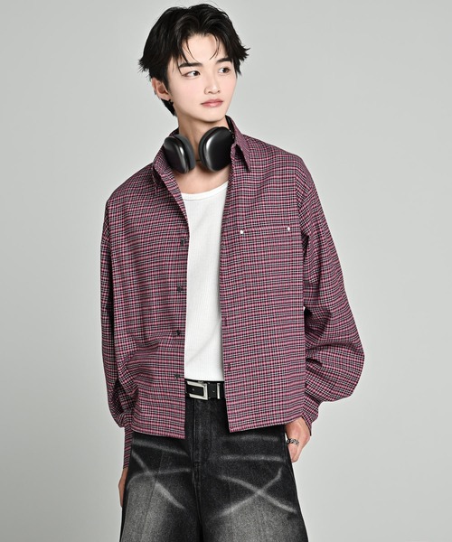 ADRER(アドラー)の「Cropped Regular Collar Silhouette Shirt / クロップド・レギュラーカラー・シルエット・シャツ(シャツ/ブラウス・メンズ・ブルー系1/ホワイト系1/ブラック系1/ブラック系2/ライトブルー/ブラック/ホワイト/レッド系1・M/S/XS/L)」の14枚目の写真