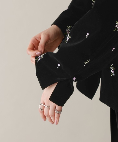 RAGEBLUE（レイジブルー）の「フラワー刺繍/ベロアテーラードジャケット（テーラードジャケット・レディース・ブラック/ブラウン・FREE）」の17枚目の写真
