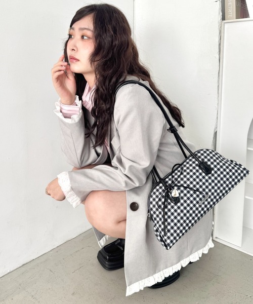 SOLLON.（ソルロン）の「柄アソートロングハンドルボストンバッグ（ボストンバッグ・レディース・ブラック系その他/ブラック/レッド・FREE）」の6枚目の写真