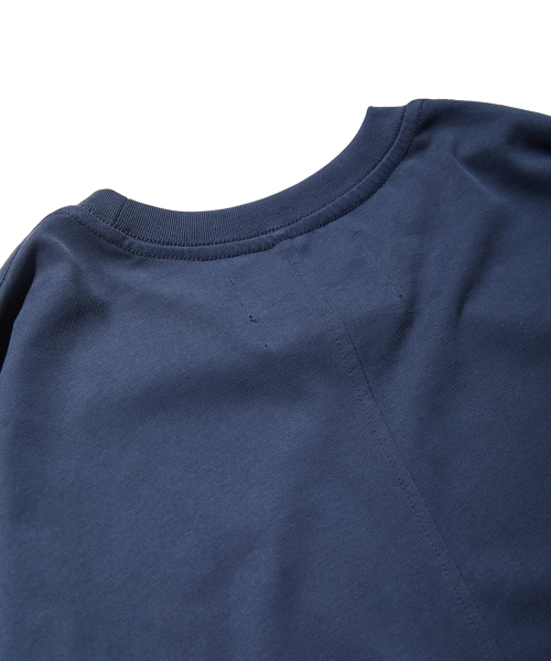 Express Holiday（エクスプレスホリデー）の「トラベルパスロングスリーブ_ネイビー（Tシャツ/カットソー・レディース・その他・2/3）」の4枚目の写真