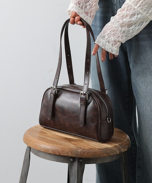 COLONY 2139（コロニートゥーワンスリーナイン）の「ヴィンテージ合皮ミニボストンバッグ（ボストンバッグ・レディース・レッド/ブラウン/ブラック・FREE）」の2枚目の写真