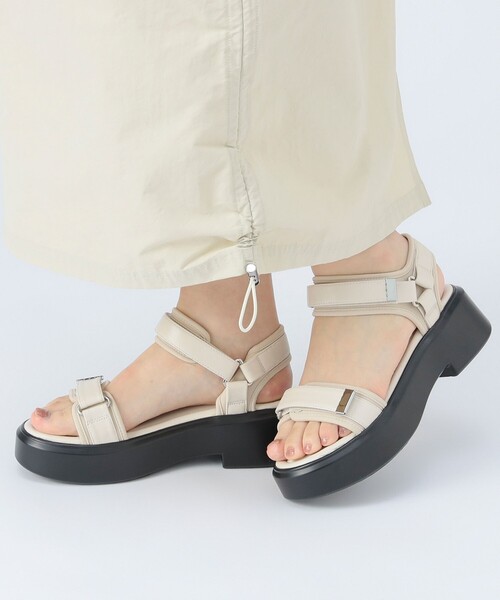 BEAMS HEART(ビームスハート)の「厚底 スポーツサンダル(サンダル・レディース・ブラック/アイボリー/その他・LARGE/MEDIUM/SMALL)」の2枚目の写真