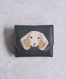 BEARDSLEY（ビアズリー）の「《本革》Dog刺繍ウォレット（財布）」