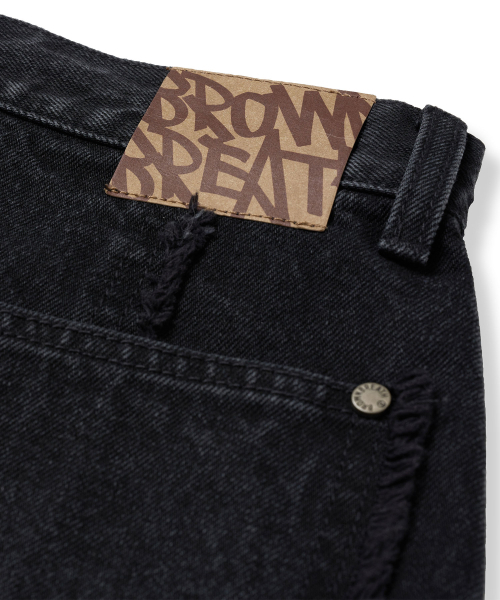 BROWNBREATH（ブラウンブレス）の「RAW EDGE LINE DENIM PANTS - BLACK（デニムパンツ・レディース・その他・M/S/L/XL）」の9枚目の写真