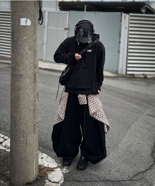 LMCの「S OG フーディー ブラック(パーカー・レディース・その他・L/M/S/XL)」の10枚目の写真