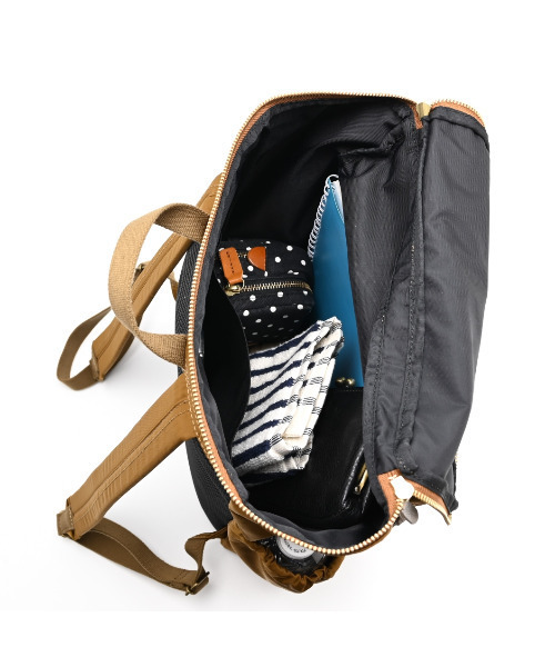 CLEDRAN(クレドラン)の「【軽量】CL3935 CROIR BIG POCKET RUCK(バックパック/リュック・レディース・グレー/オリーブ/マスタード/ブラック・FREE)」の14枚目の写真