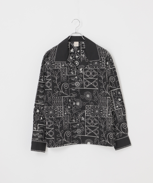 B.C STOCK（ベーセーストック）の「【Deux Allures/ドゥ アリュール】エンブロイダリー オープンカラーシャツ（シャツ/ブラウス・メンズ・ブルー/ブラック・FREE）」の15枚目の写真