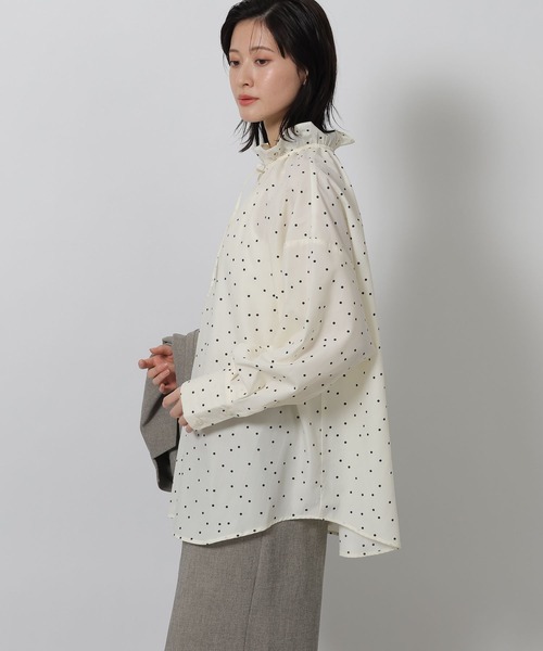 LAKOLE（ラコレ）の「フリルネックブラウス / 642697（その他トップス・レディース・ホワイト/その他1/サックスブルー・FREE）」の14枚目の写真