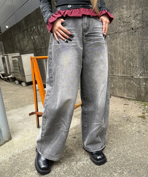 Figments(フィグメンツ)の「バックスターワイドデニム(デニムパンツ・レディース・ブラック・MEDIUM/SMALL)」の1枚目の写真