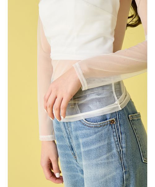 LILY BROWN(リリーブラウン)の「シアーファンデノンワイヤー/オフショルダートップス(Tシャツ/カットソー・レディース・ホワイト/ブラック・4/3/2/1)」の9枚目の写真