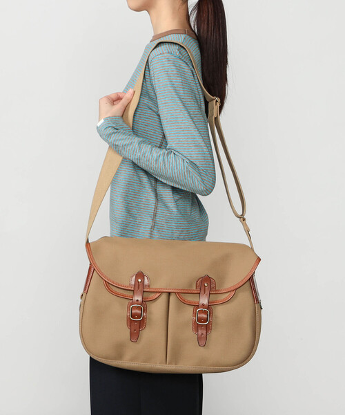 BRADY（ブレディー）の「Brady | ARIEL TROUT LARGE UNISEX（ショルダーバッグ・レディース・カーキ/ブラック・ONE）」の15枚目の写真