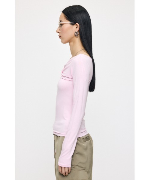 MOUSSY（マウジー）の「ASYMMETRY TWIST NECK トップス（Tシャツ/カットソー・レディース・ブラック/杢グレー/ライトピンク・FREE）」の11枚目の写真