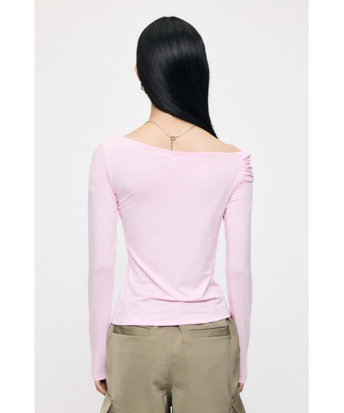 MOUSSY（マウジー）の「ASYMMETRY TWIST NECK トップス（Tシャツ/カットソー・レディース・ブラック/杢グレー/ライトピンク・FREE）」の12枚目の写真