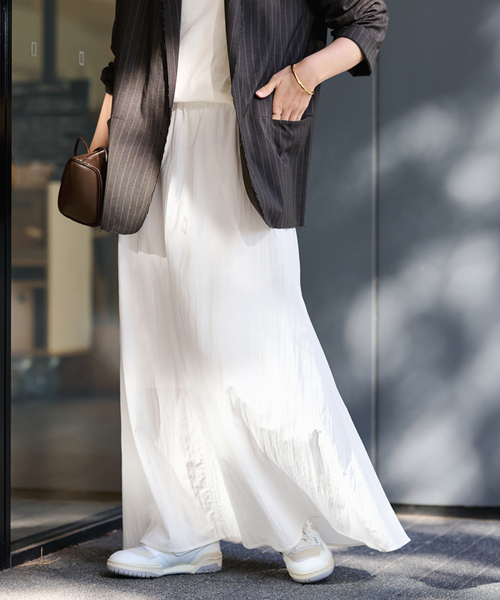 FRAMeWORK（フレームワーク）の「ヴィンテージライクセミフレアスカート（スカート・レディース・ブラック/ベージュ/ホワイト・36/38）」の2枚目の写真