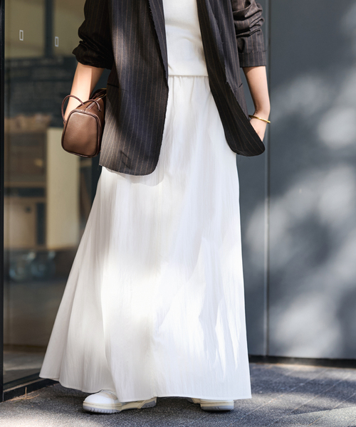 FRAMeWORK（フレームワーク）の「ヴィンテージライクセミフレアスカート（スカート・レディース・ブラック/ベージュ/ホワイト・36/38）」の14枚目の写真