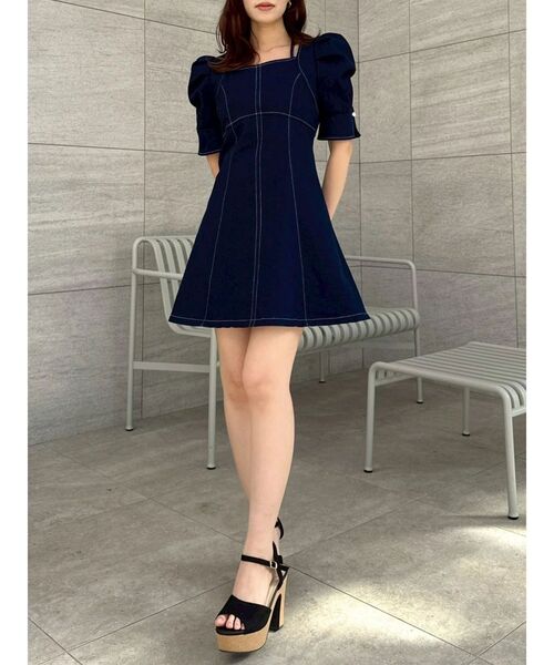 dazzlin(ダズリン)の「2WAYスイッチングステッチワンピース(ワンピース・レディース・その他1/インディゴブルー/オフホワイト・MEDIUM/SMALL)」の11枚目の写真