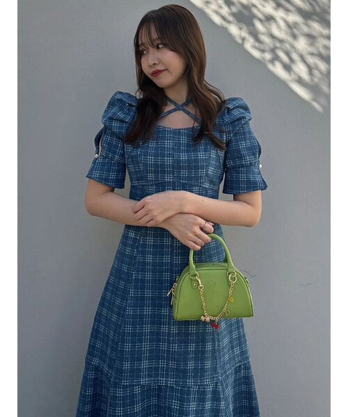 dazzlin(ダズリン)の「2WAYスイッチングステッチワンピース(ワンピース・レディース・その他1/インディゴブルー/オフホワイト・MEDIUM/SMALL)」の19枚目の写真