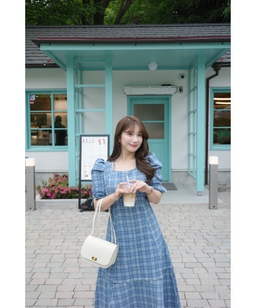 dazzlin（ダズリン）の「2WAYスイッチングステッチワンピース（ワンピース・レディース・その他1/インディゴブルー/オフホワイト・MEDIUM/SMALL）」の6枚目の写真