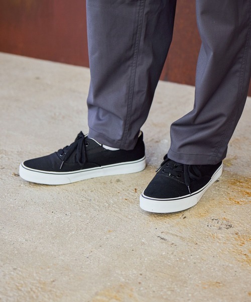 GLOBAL WORK（グローバルワーク）の「らくっションキャンバススニーカー/646778（スニーカー・メンズ・ブラック/オフホワイト・LARGE/MEDIUM）」の20枚目の写真