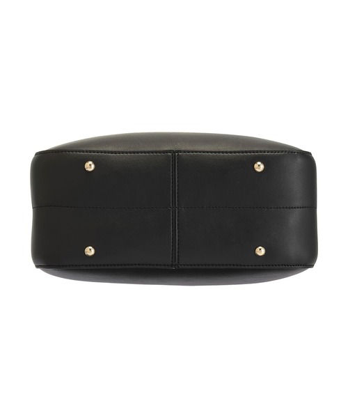 MARY QUANT（マリークワント）の「フリップサイドデイジー ワンショルダー（ショルダーバッグ・レディース・ブラック/ベージュ・FREE）」の6枚目の写真