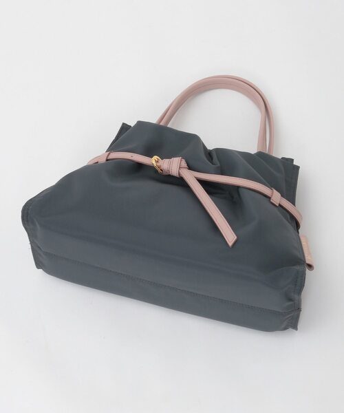 Liesse（リエス）の「【VIOLAd'ORO/ヴィオラドーロ】ナイロントートバッグ（V-2293）（トートバッグ・レディース・チャコールグレー/ブラウン系その他・FREE）」の5枚目の写真