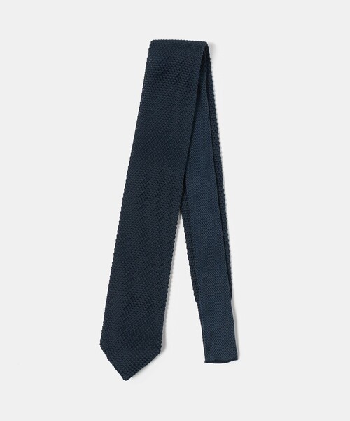 green label relaxing（グリーンレーベルリラクシング）の「GLR ポリエステル ウォッシャブル ニット ソリッド ネクタイ ニットタイ（ネクタイ・メンズ・ブラック/オリーブ/ピンク/ダークブラウン/ダークグレー/ネイビー/ロイヤルブルー/イエロー・FREE）」の5枚目の写真