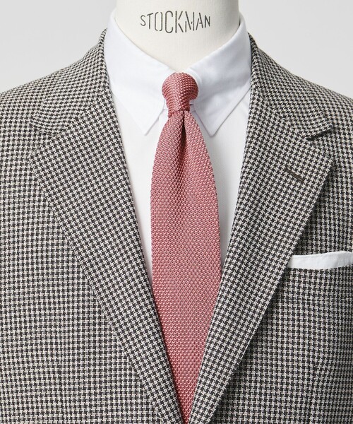 green label relaxing（グリーンレーベルリラクシング）の「GLR ポリエステル ウォッシャブル ニット ソリッド ネクタイ ニットタイ（ネクタイ・メンズ・ブラック/オリーブ/ピンク/ダークブラウン/ダークグレー/ネイビー/ロイヤルブルー/イエロー・FREE）」の8枚目の写真