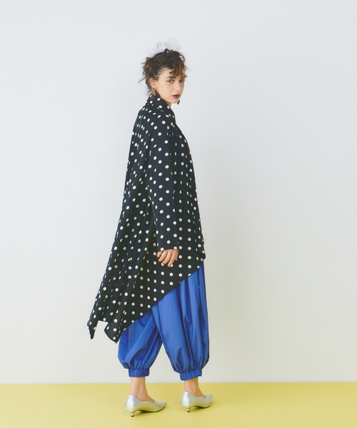 manana suerte（マニャーナスエルテ）の「サイドロングシャツ（シャツ/ブラウス・レディース・ドット/ブラック・FREE）」の10枚目の写真