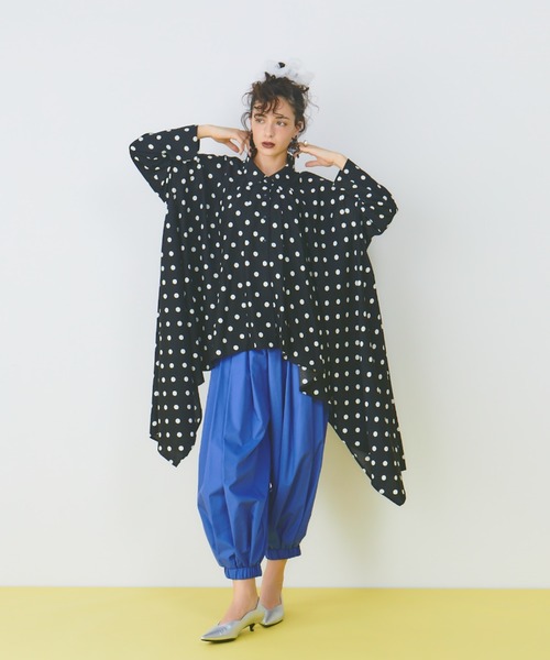 manana suerte（マニャーナスエルテ）の「サイドロングシャツ（シャツ/ブラウス・レディース・ドット/ブラック・FREE）」の11枚目の写真