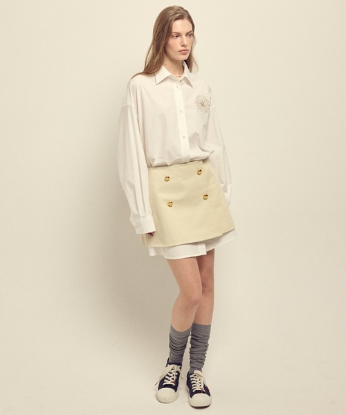 Mardi Mercredi（マルディメクルディ）の「COTTON OVERSIZED POPLIN SHIRT / コットン オーバーサイズ ポプリン シャツ（シャツ/ブラウス・レディース・ブルー/ホワイト・FREE）」の6枚目の写真