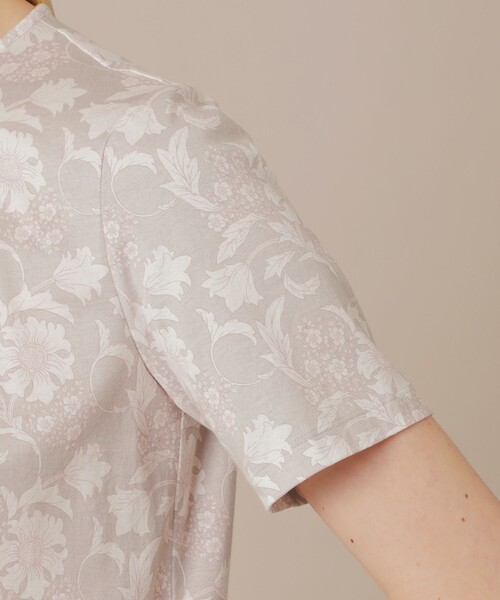 MACKINTOSH LONDON(マッキントッシュ ロンドン)の「【BIBURY FLOWER】バイブリーコットンTシャツ(Tシャツ/カットソー・レディース・グリーン/ブルー/イエロー/ベージュ・38/40)」の12枚目の写真
