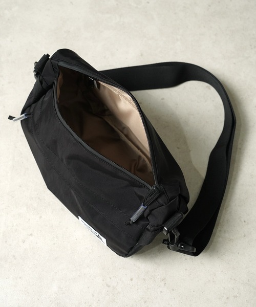 Healthknit Product(ヘルスニットプロダクト)の「"07"≪Healthknit Product≫2ポケット/7L ナイロン ショルダーバッグ(ショルダーバッグ・メンズ・ブラック・ONE SIZE)」の11枚目の写真
